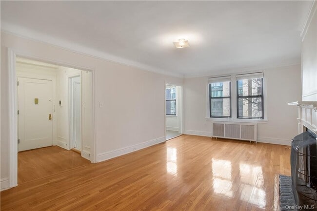 Photo - 250 Martine Ave Unit 4E