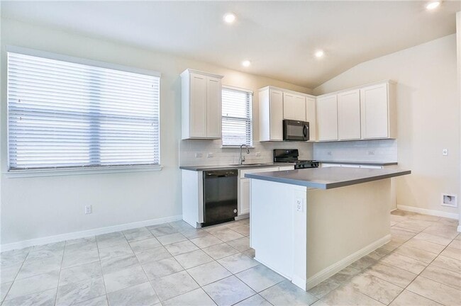 Photo - 637 Gabrielle Anne Dr