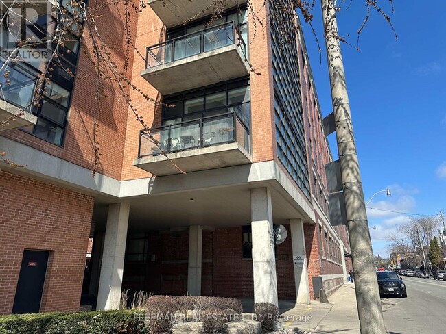 Photo - 68 Broadview Ave Unit 218