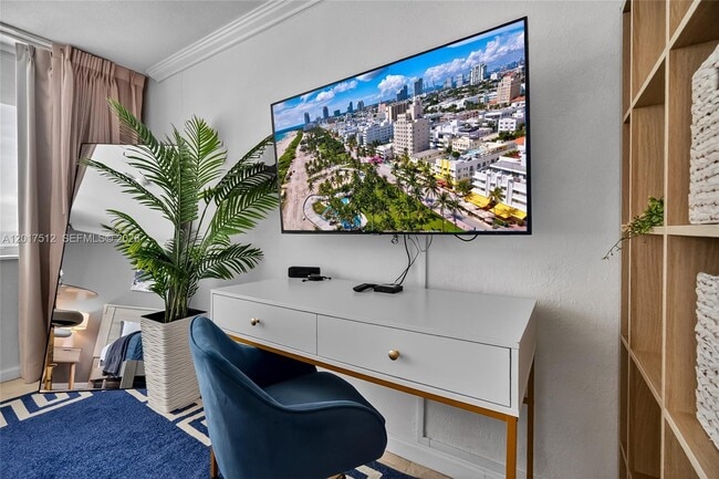 Photo - 19201 Collins Ave Unit 949