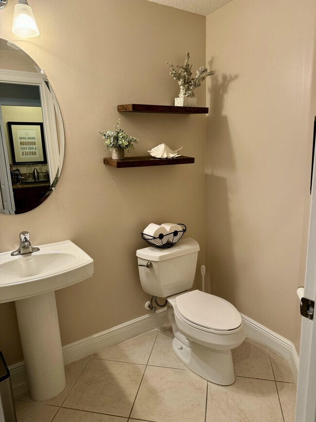 Photo - 4488 Hickory Dr