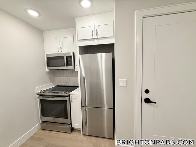 104-106-106 Warren St Unidad 2