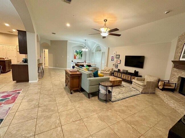 Photo - 10024 Lisi Anne Dr