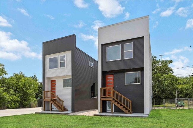 Photo - 2112 Des Chaumes St