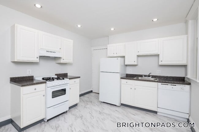 Building Photo - 12 Elko St