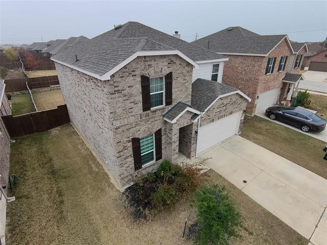 Photo - 909 Cormorant St