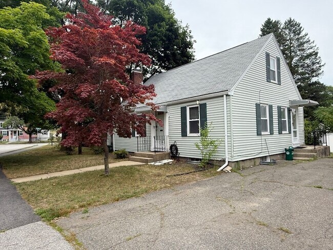 31 Falmouth Rd