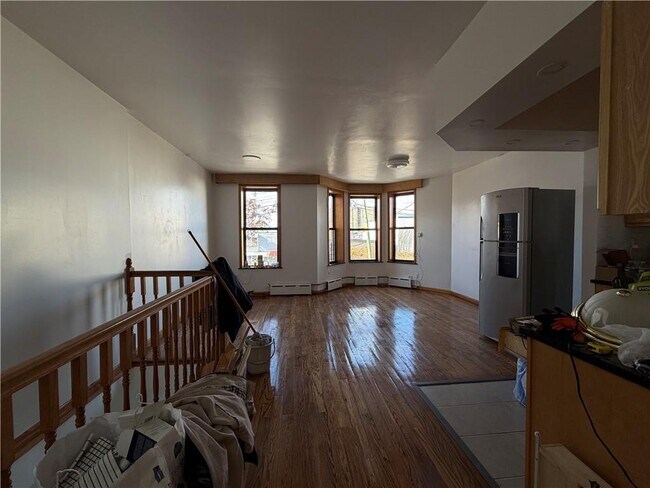 Photo - 2857 W 20th St Unit 2