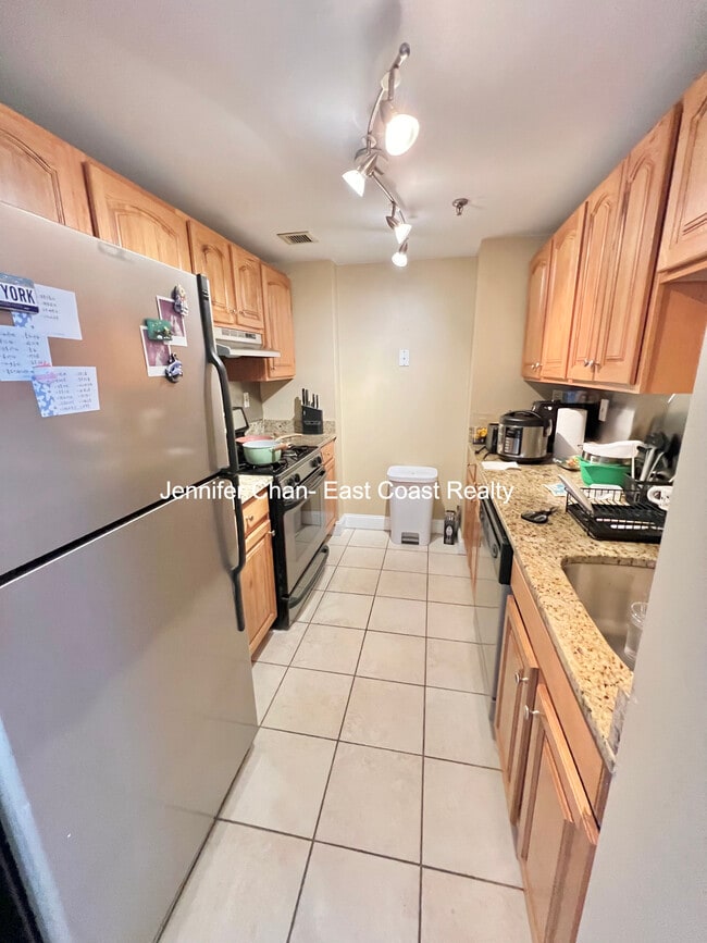 Photo - 15 North Beacon St