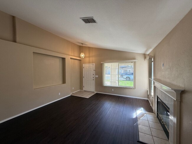 Photo - Single Story 4-bedroom home in Sylvan Scho...
