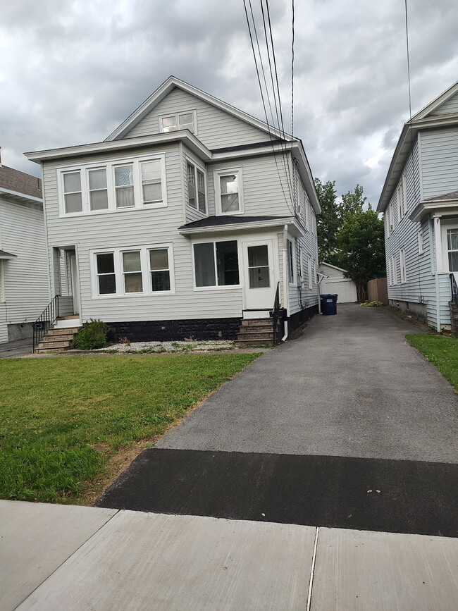 Building Photo - 271 Forest Hill Dr Unit 271 Forest Hill Drive