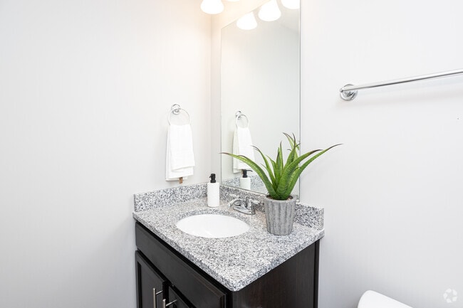 2BR, 2BA - Bathroom