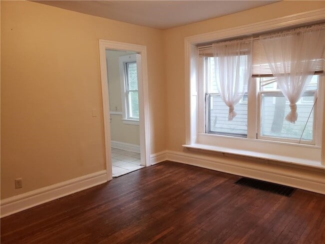 Photo - 38 Berkshire St