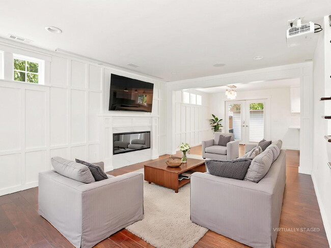 Photo - 4 Bedroom PLUS Above Garage Bonus Room in Bothell! Air Conditioned!