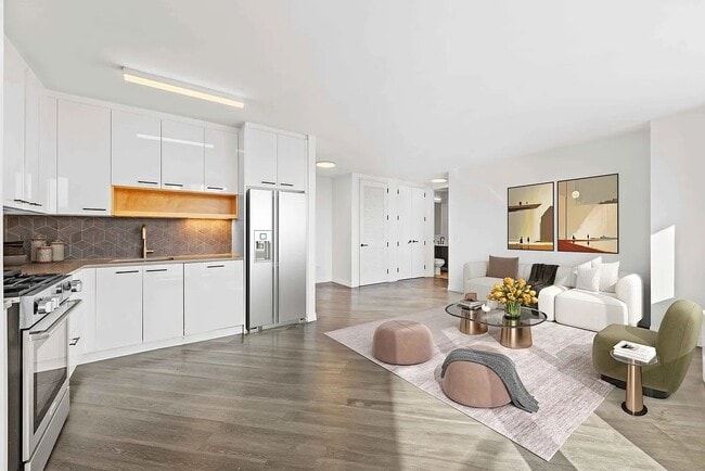 Photo - 250 E Houston St Unit 4D