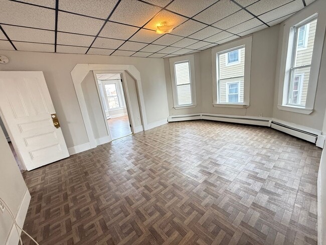 Building Photo - 72 Broadway Unit 72