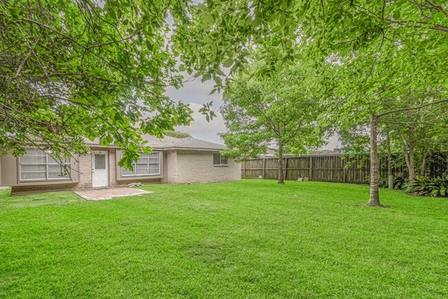 Photo - 16618 Tibet Rd