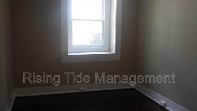 Photo - 8300 Vassar Ave Unidad B