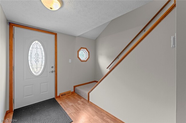 Photo - 1837 Norton Rd