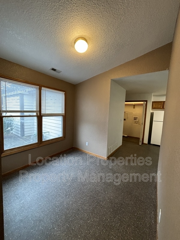 Photo - 307 Washington St