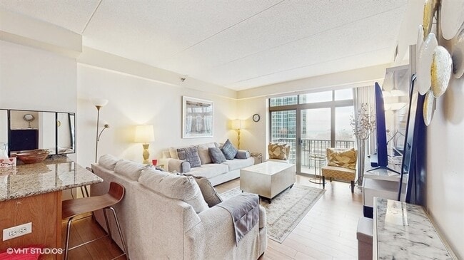 Photo - 1250 S Indiana Ave