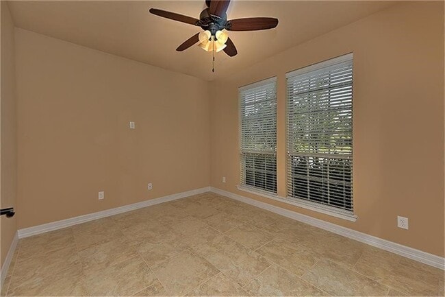 Photo - 126 Hearthshire Cir