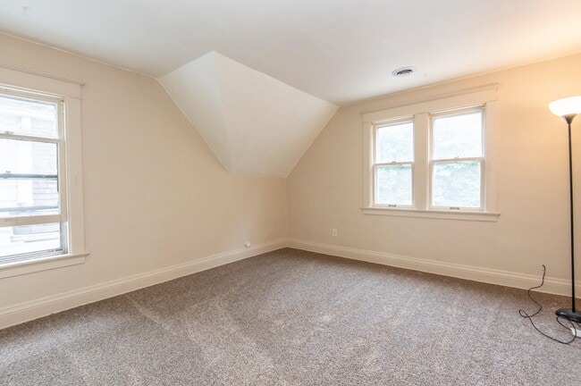Photo - 3374 S Indiana Ave Unit 3374A