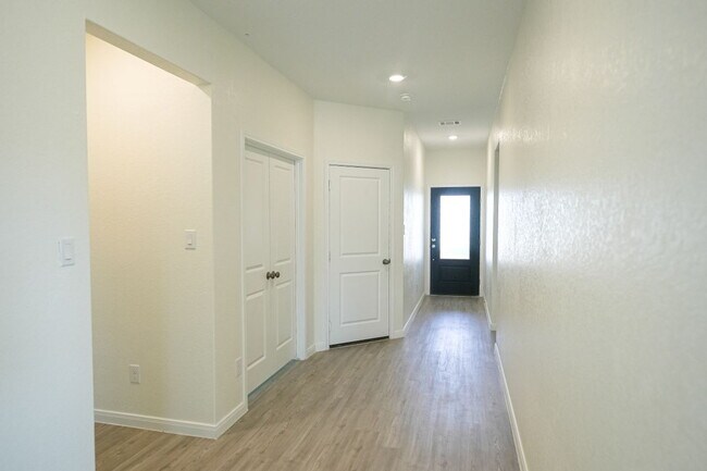 Photo - 9134 James Bowie Apartamento