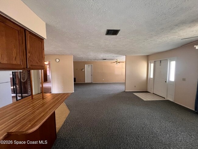 Photo - 1586 Wacker Ave SE
