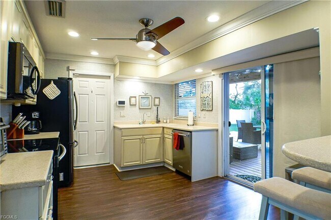 Photo - 7189 Vassar Dr