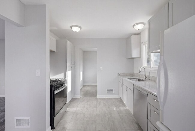 Photo - Come see your new home!