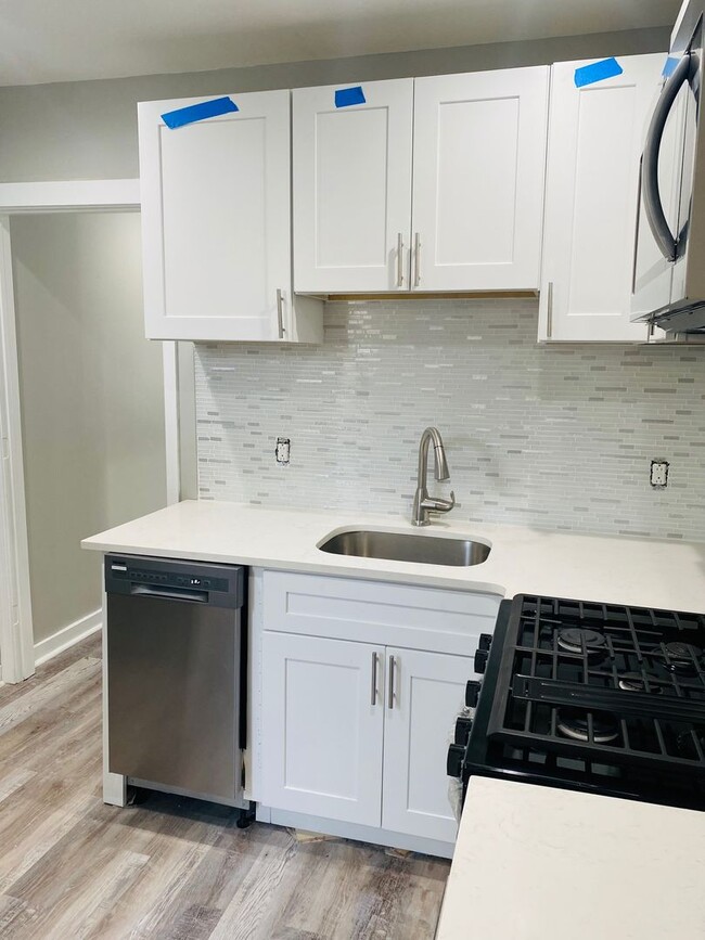 Photo - 3826 Germantown Ave Apartment Unit 2F