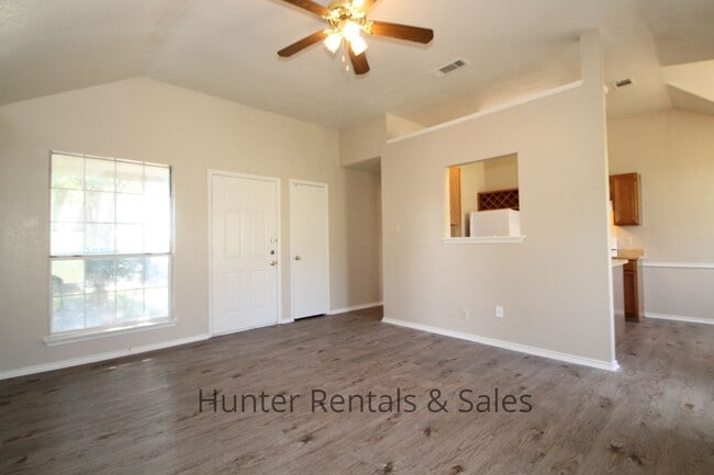 Photo - Rent Me!