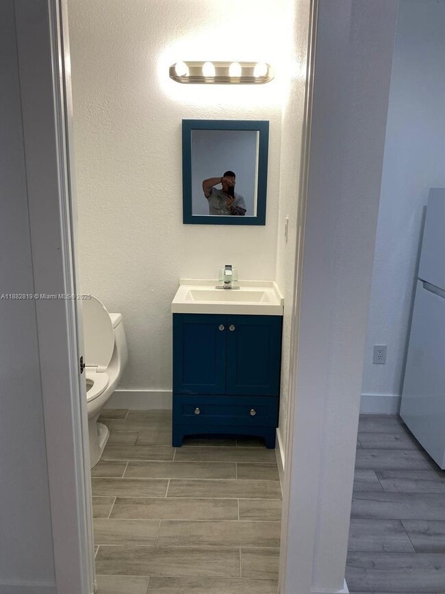 Photo - 3415 55th Dr E