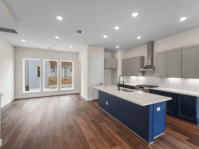 Photo - 3903 Pinemont Dr