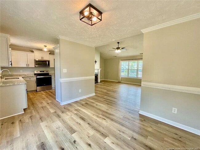 Photo - 5325 Wallbrook Dr