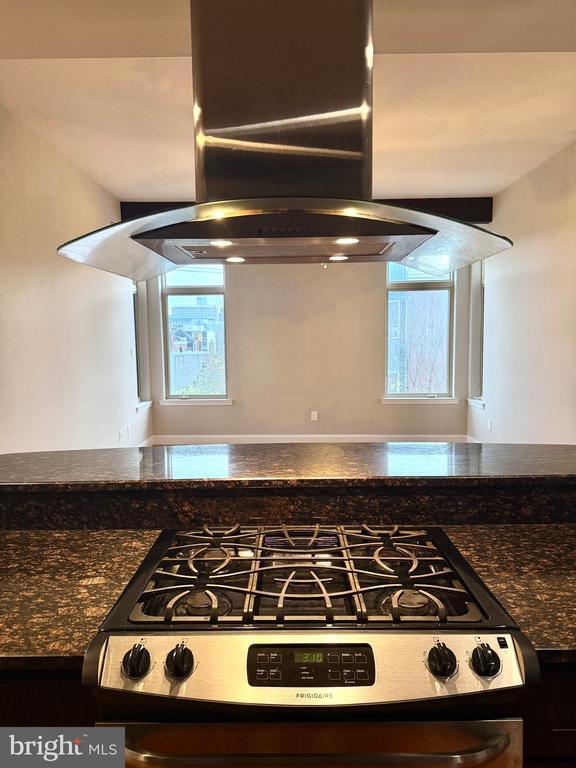 Photo - 1521 Poplar St Unit 3FRONT