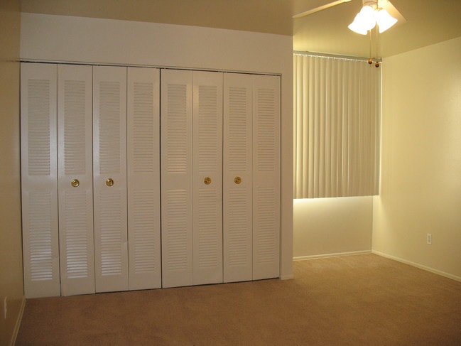 Vista Villa Manor Apartments