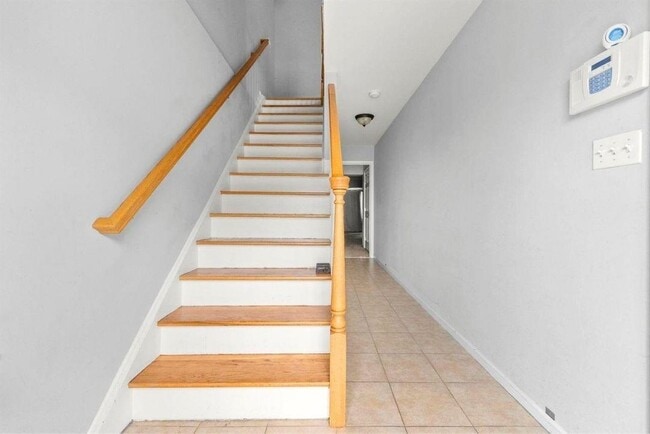 Photo - 2 Hops Commons Ct
