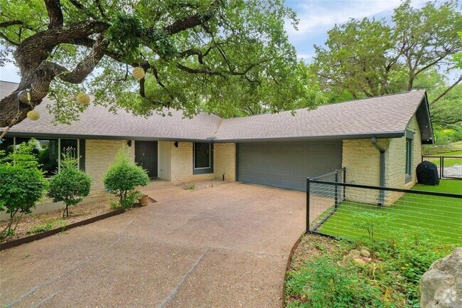 Building Photo - 3801 Laurel Ledge Ln Rental