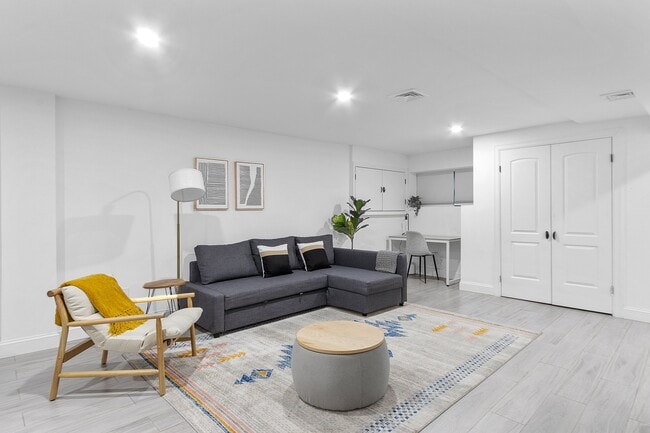 Photo - 432 Atkins Ave