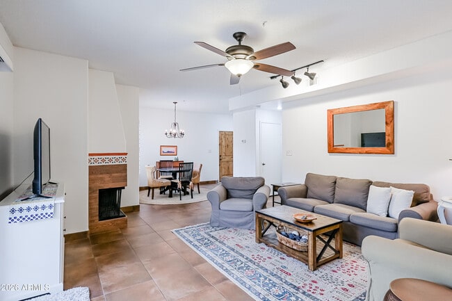Building Photo - 11333 N 92nd St Unit 1069
