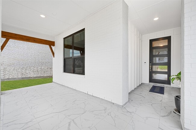 Photo - 12331 Palmetto Dr