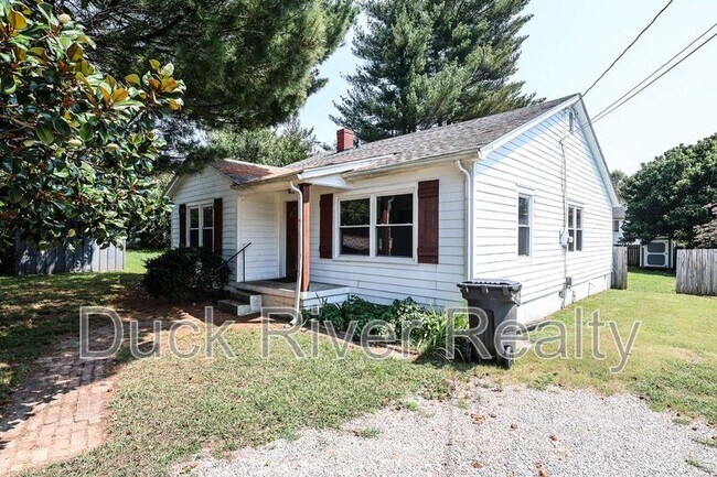Photo - 406 Fleming St