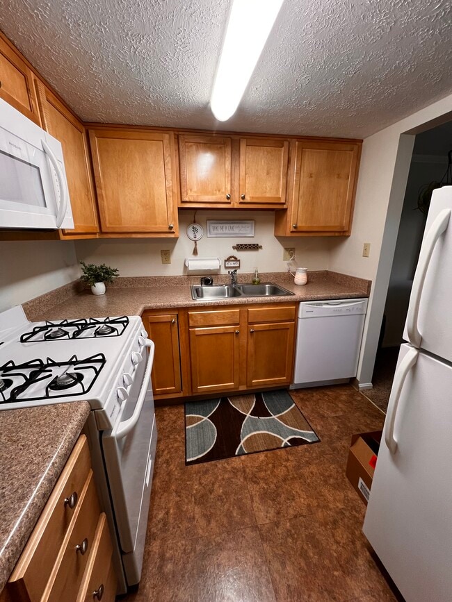 Penn Grove and Colony Apartments