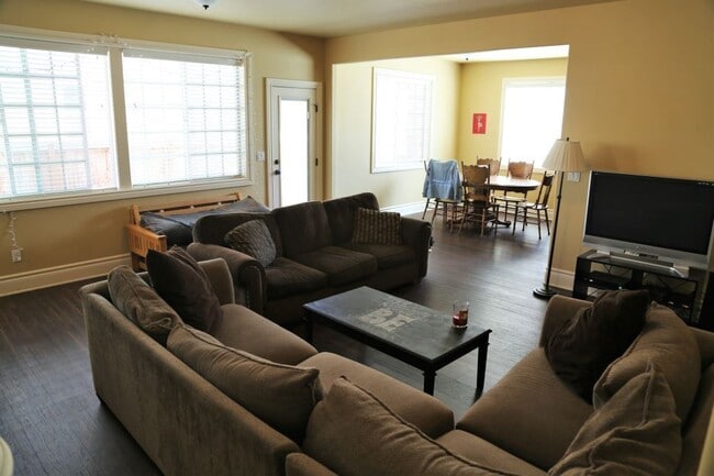 Photo - New 5 Bed 5 Bath Home on Harrison