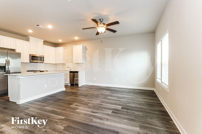 Photo - 357 N Centro Cir