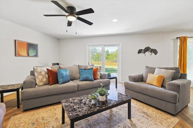 Photo - 405 Tate Cir Unidad ID1019594P