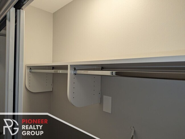 Photo - 6040 N Sheridan Rd Unit 104