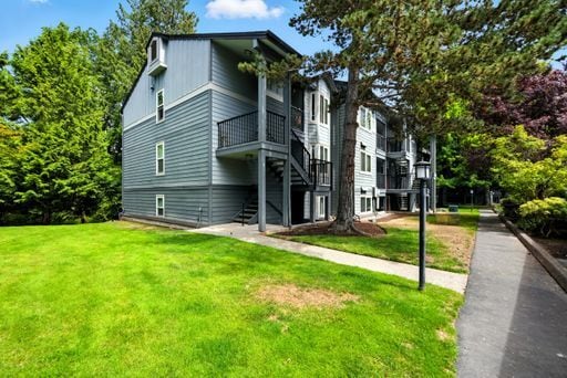 Building Photo - Kirkland Place Condominium